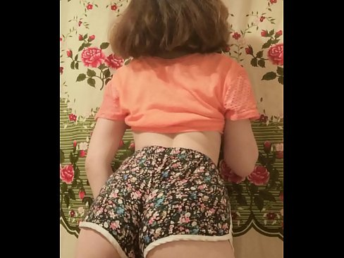 ❤️ Seksega juna bebo demetas sian pantalonon ĉe fotilo ❤️❌ Hejmfarita porno ĉe ni ﹏