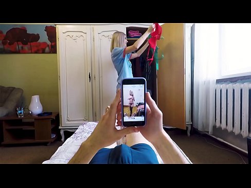 ❤️ Fratino igis sian fraton kumi ĝuste antaŭ ol panjo venis hejmen ❤️❌ Hejmfarita porno ĉe ni ﹏